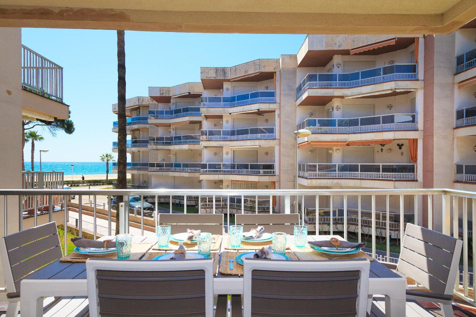 Uhc Dms Family Apartments Cambrils Exterior foto