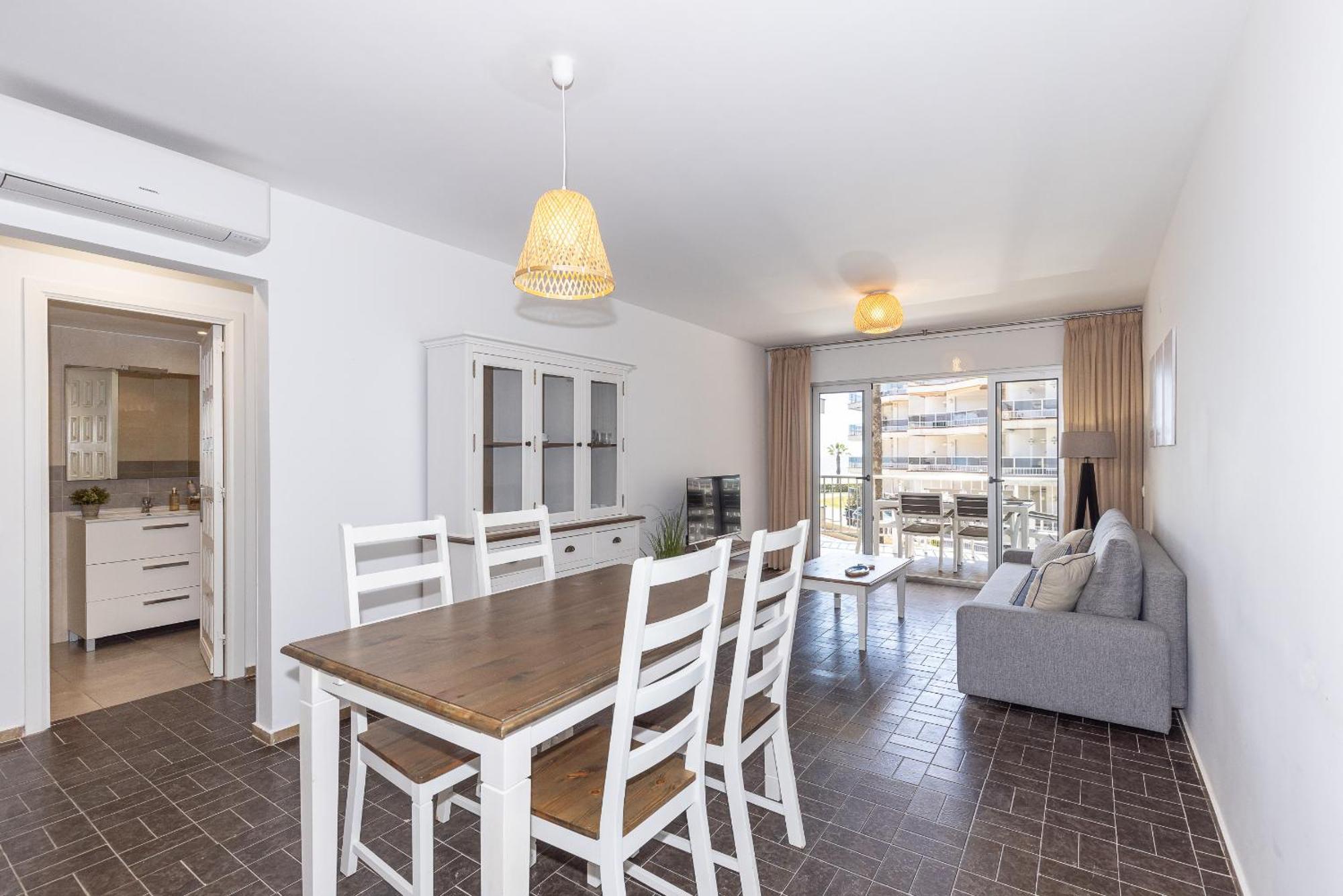 Uhc Dms Family Apartments Cambrils Exterior foto