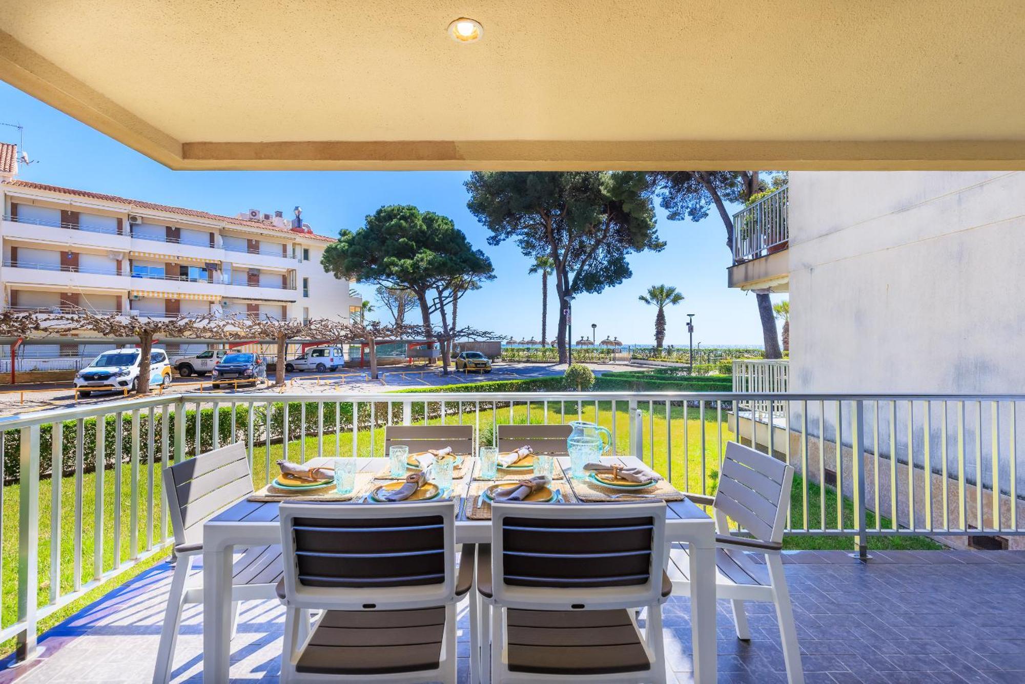 Uhc Dms Family Apartments Cambrils Exterior foto