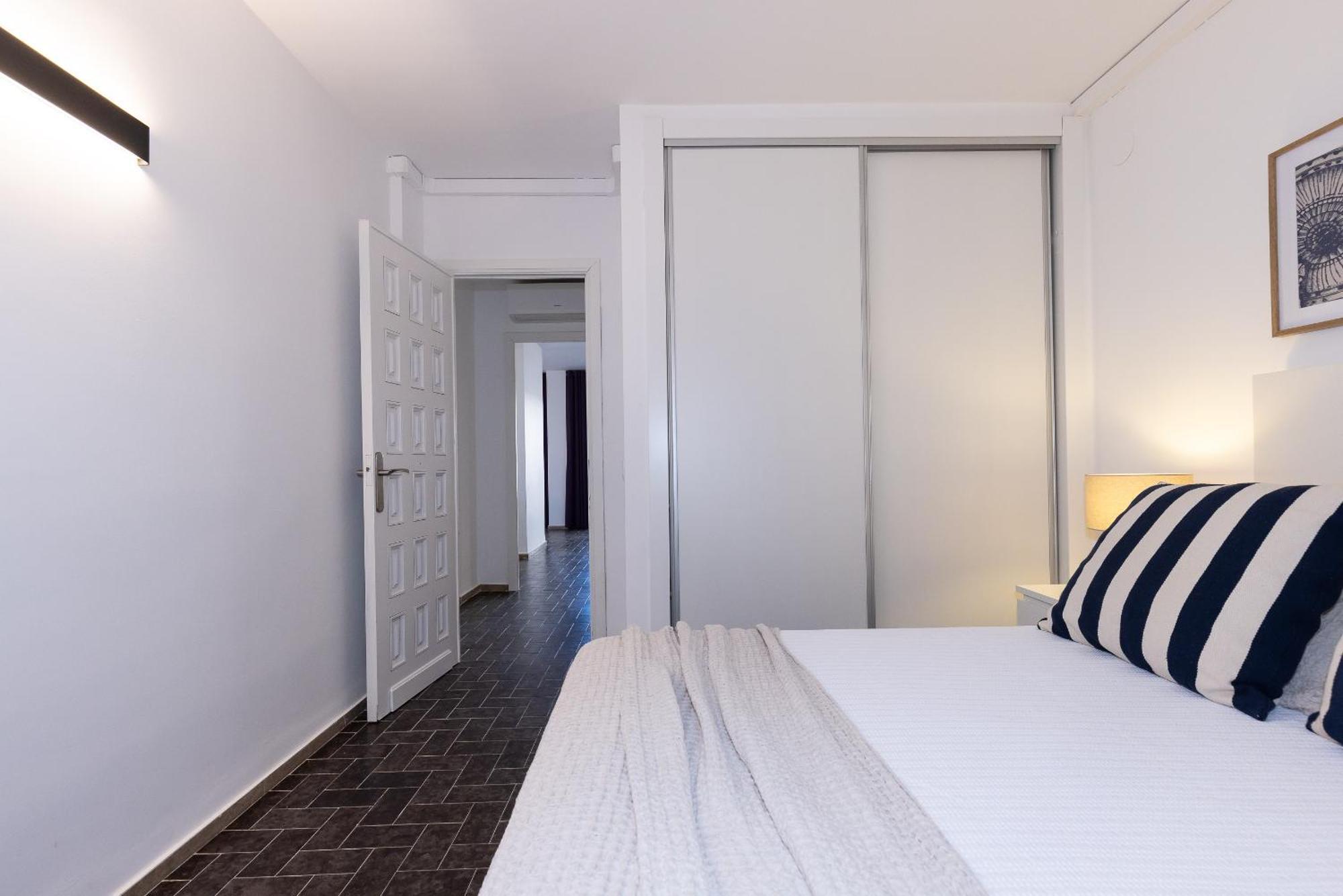 Uhc Dms Family Apartments Cambrils Habitación foto