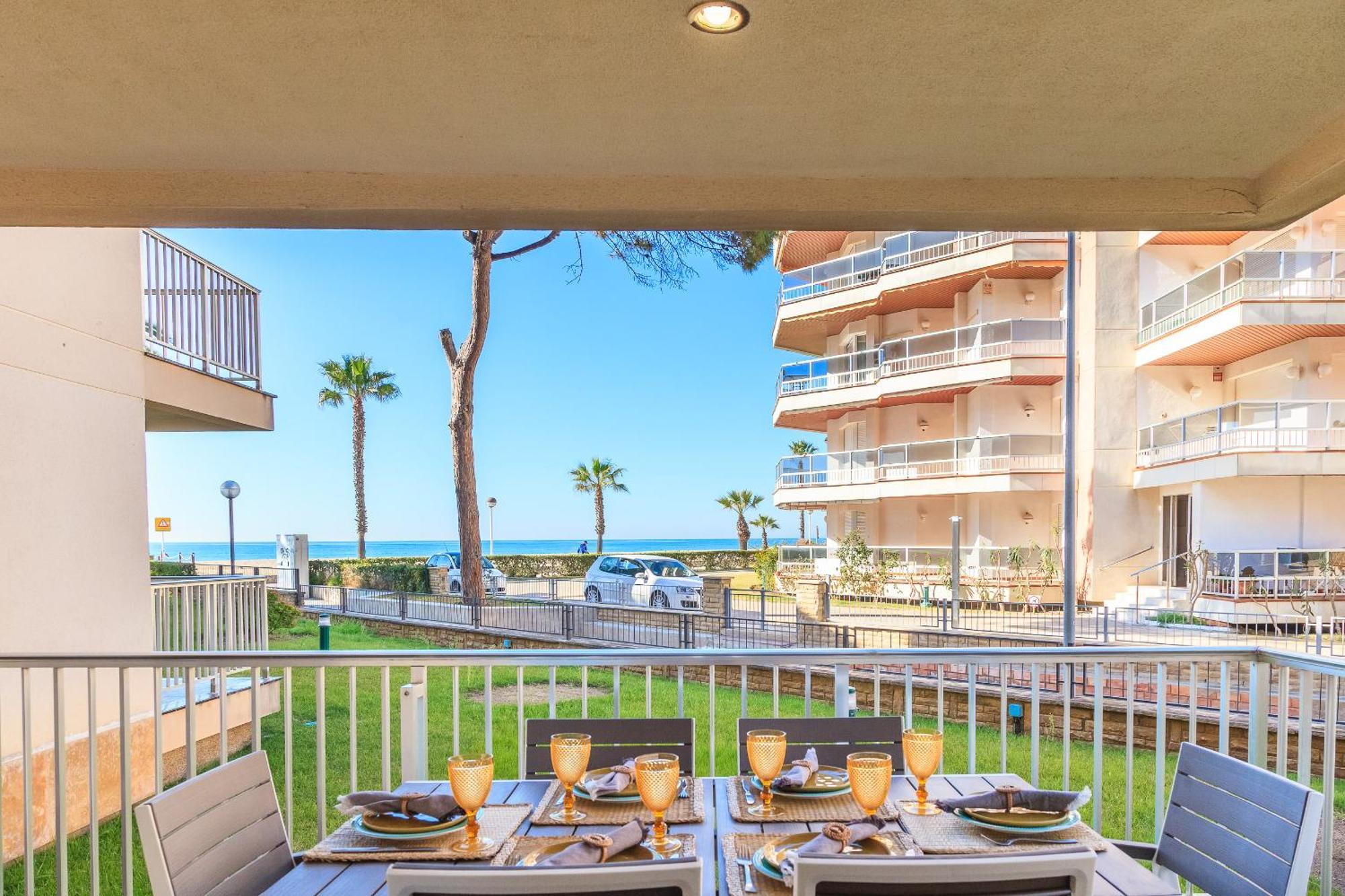Uhc Dms Family Apartments Cambrils Habitación foto